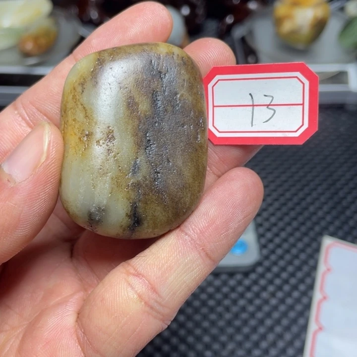 颈饰足铂镶嵌和田玉13