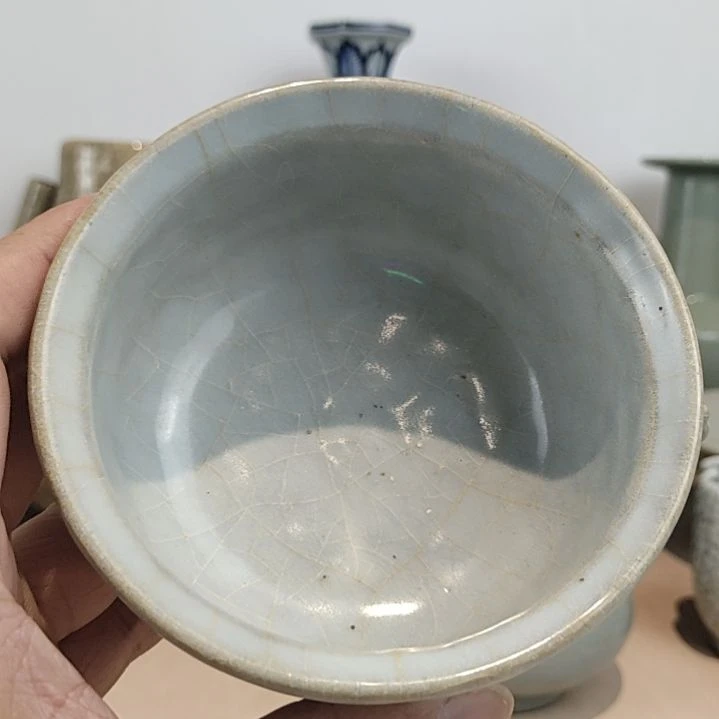 鄙***珍其他官窑白柚香炉一个