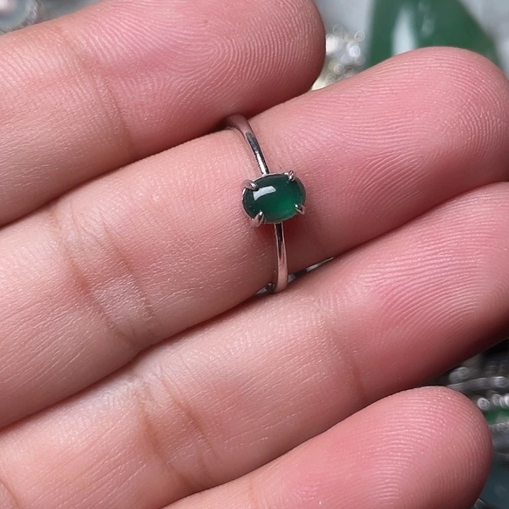 翡翠未镶嵌戒指翡翠