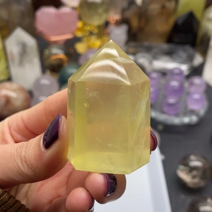 水晶7未镶嵌黄水柱