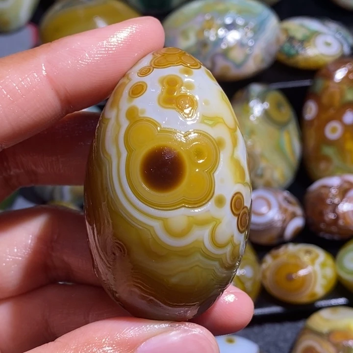 玛瑙/玉髓珠宝奇石未镶嵌