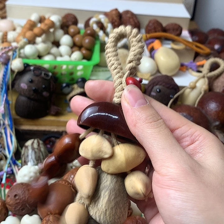 千眼菩提吊坠果壳风铃可挂包车钥匙