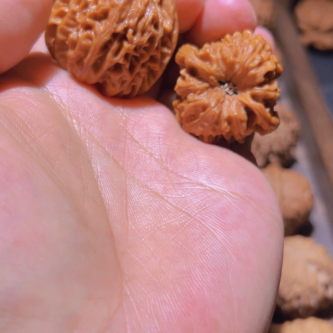 瑞麟文玩核桃龙门涧 35.35.36 有修介意勿拍