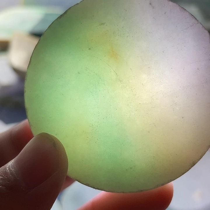 翡翠挂件未镶嵌毛料43