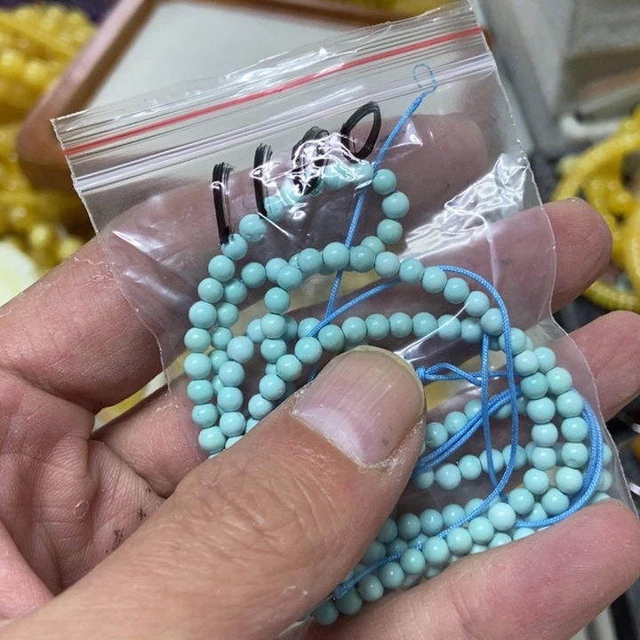 踏***梅未镶嵌蜜蜡裸石串