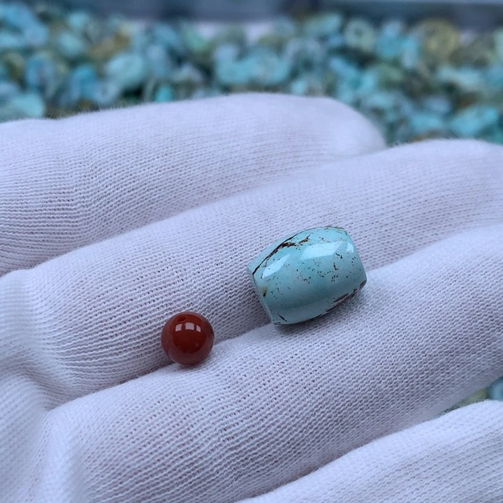 南红玛瑙未镶嵌珠宝奇石
