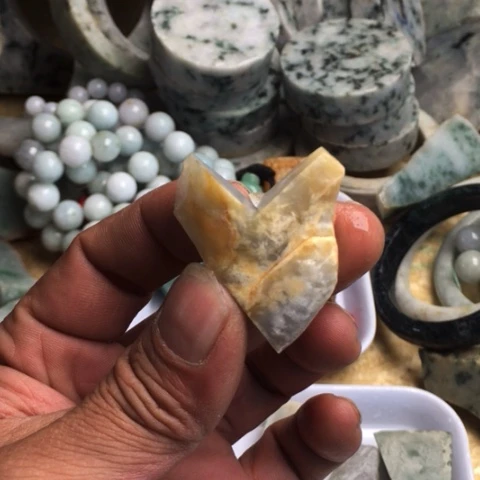 翡翠散珠天然翡翠