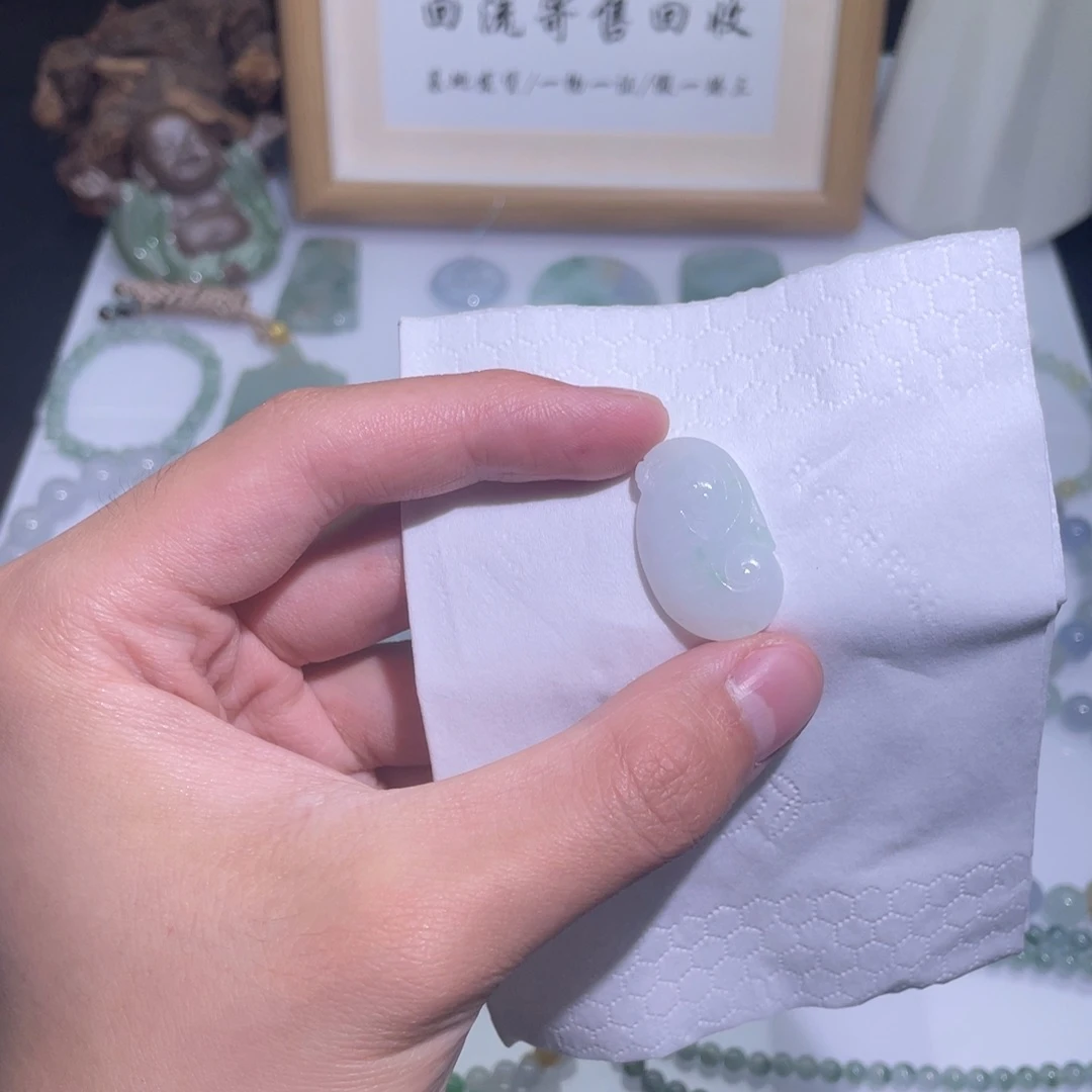定制翡翠未镶嵌吊坠1