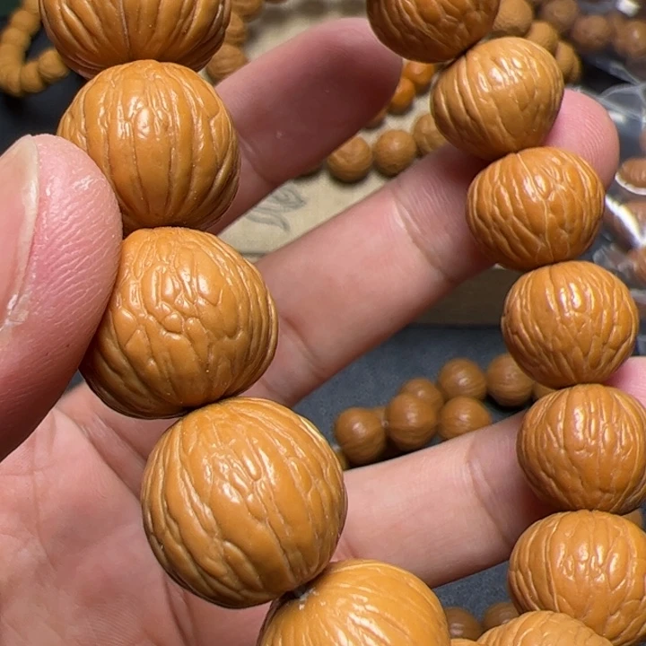 猴头核桃手串风雨