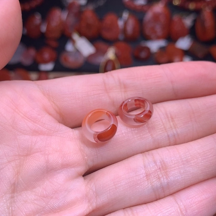 南红玛瑙未镶嵌珠宝半成品跑环两个一组