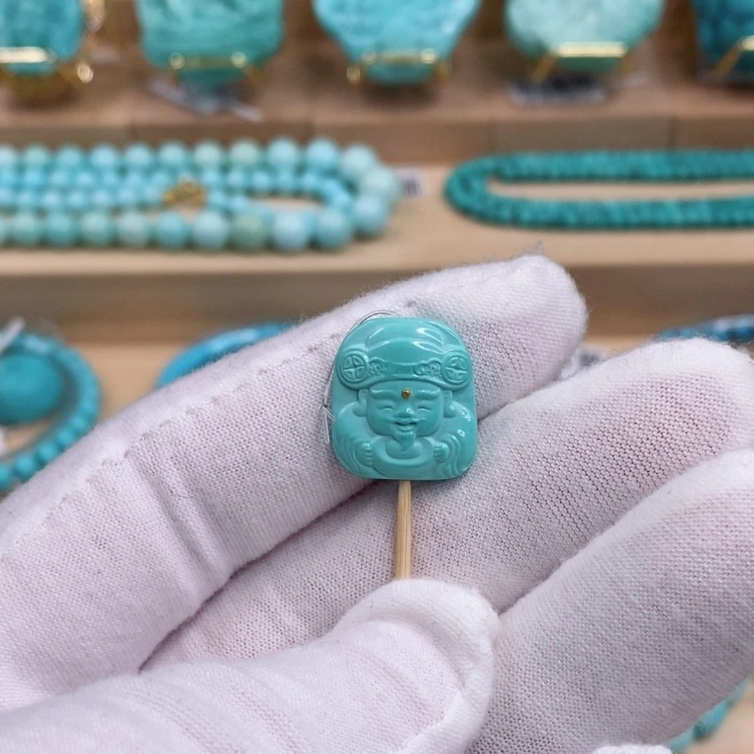 绿松石未镶嵌珠宝奇石