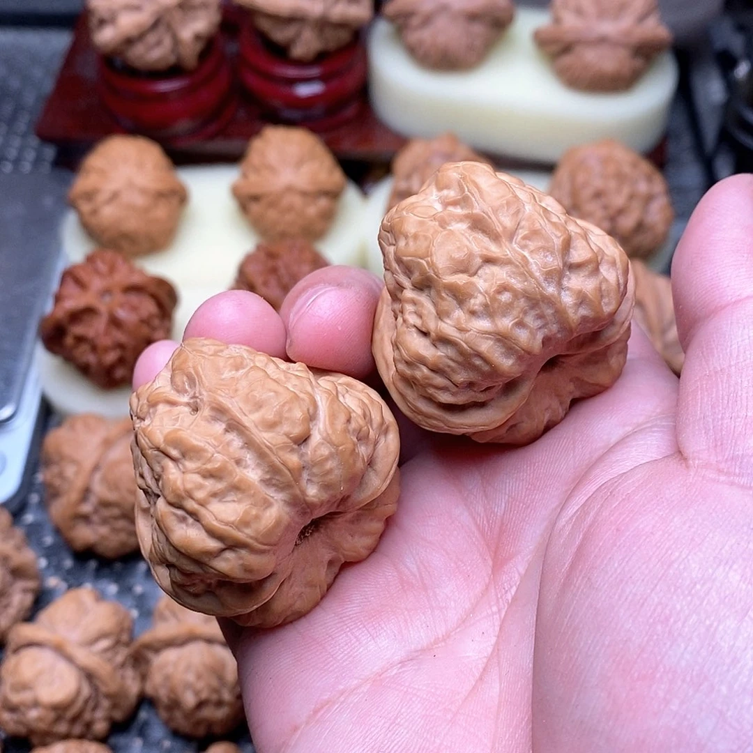 文玩核桃吊坠扶**上