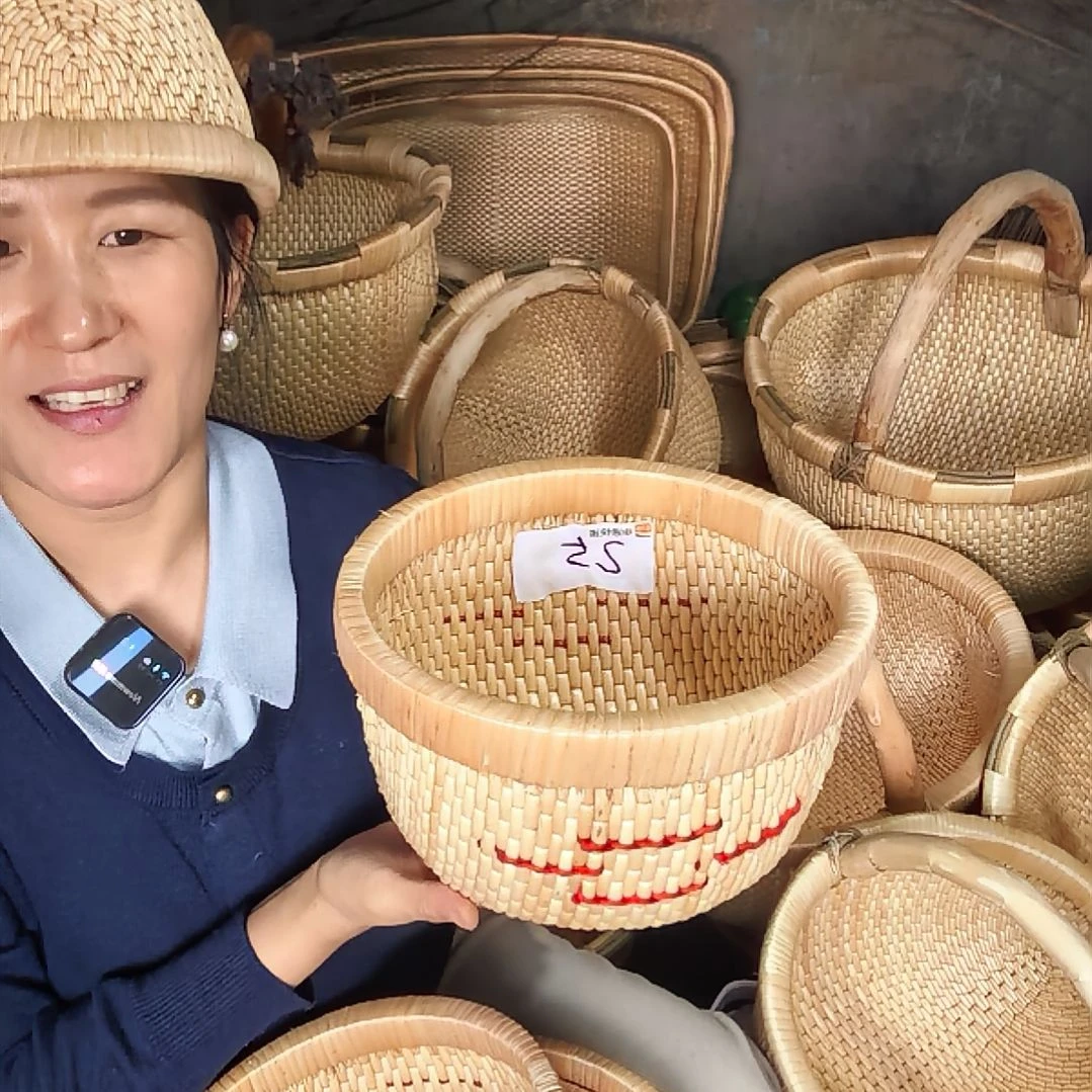 十***x木直播间25号。。。。。。