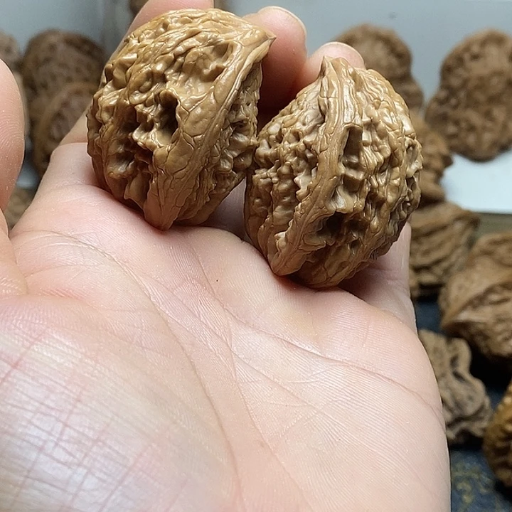 桃核吊坠麦穗大肚子蛇