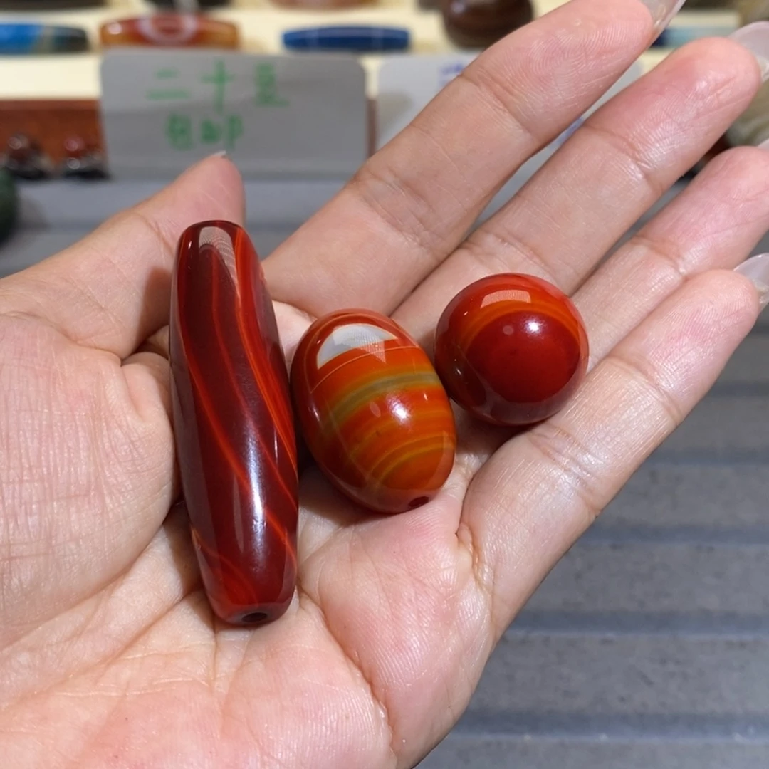 大***欣玛瑙/玉髓颈饰合金