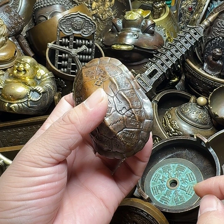 铜器摆件收收藏藏