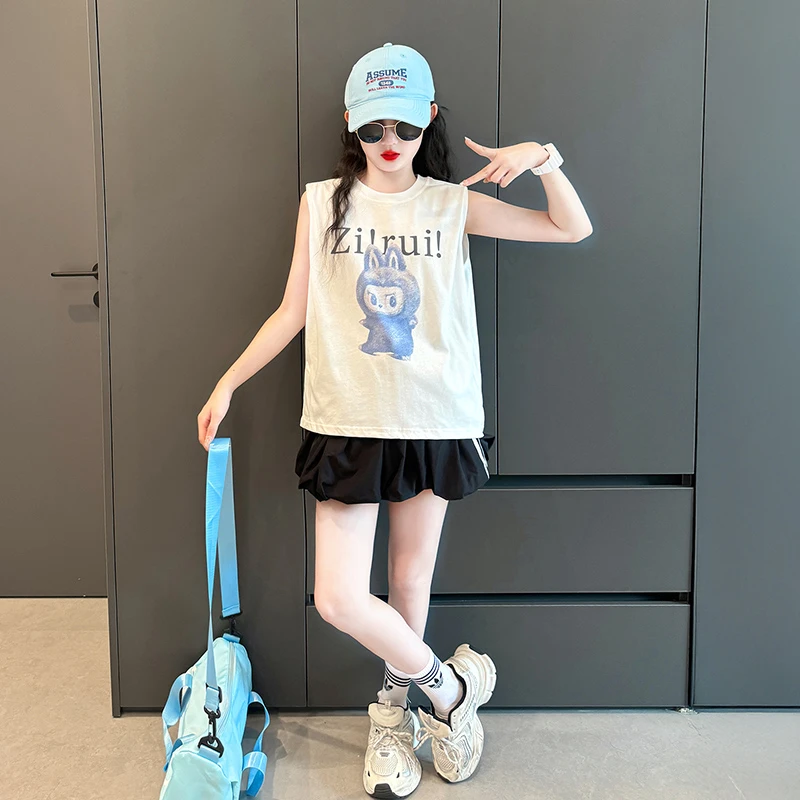 女童时髦夏装套装2025新款小女孩夏季洋气拉布布背心儿童花苞短裤