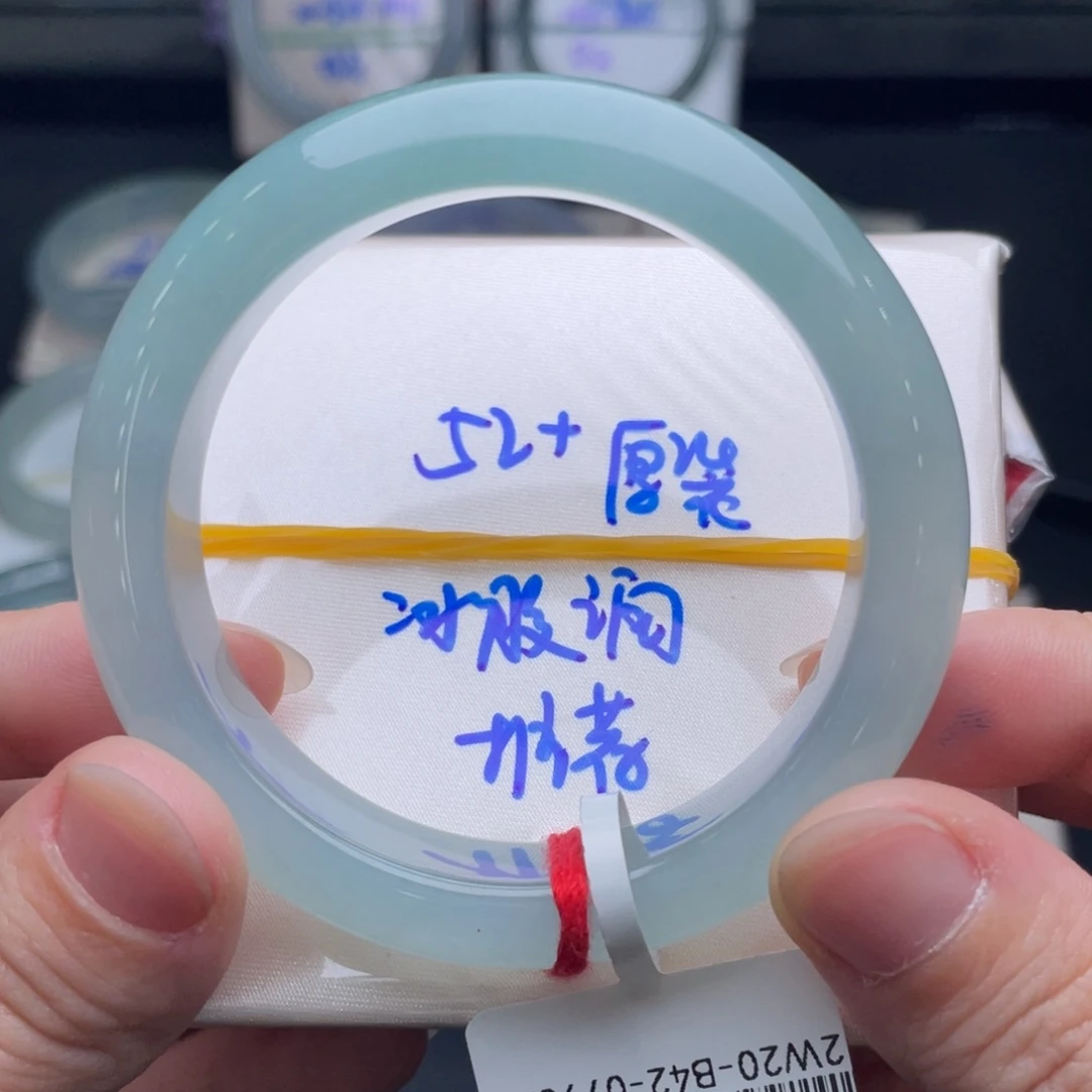 翡翠未镶嵌手镯翡翠手镯28