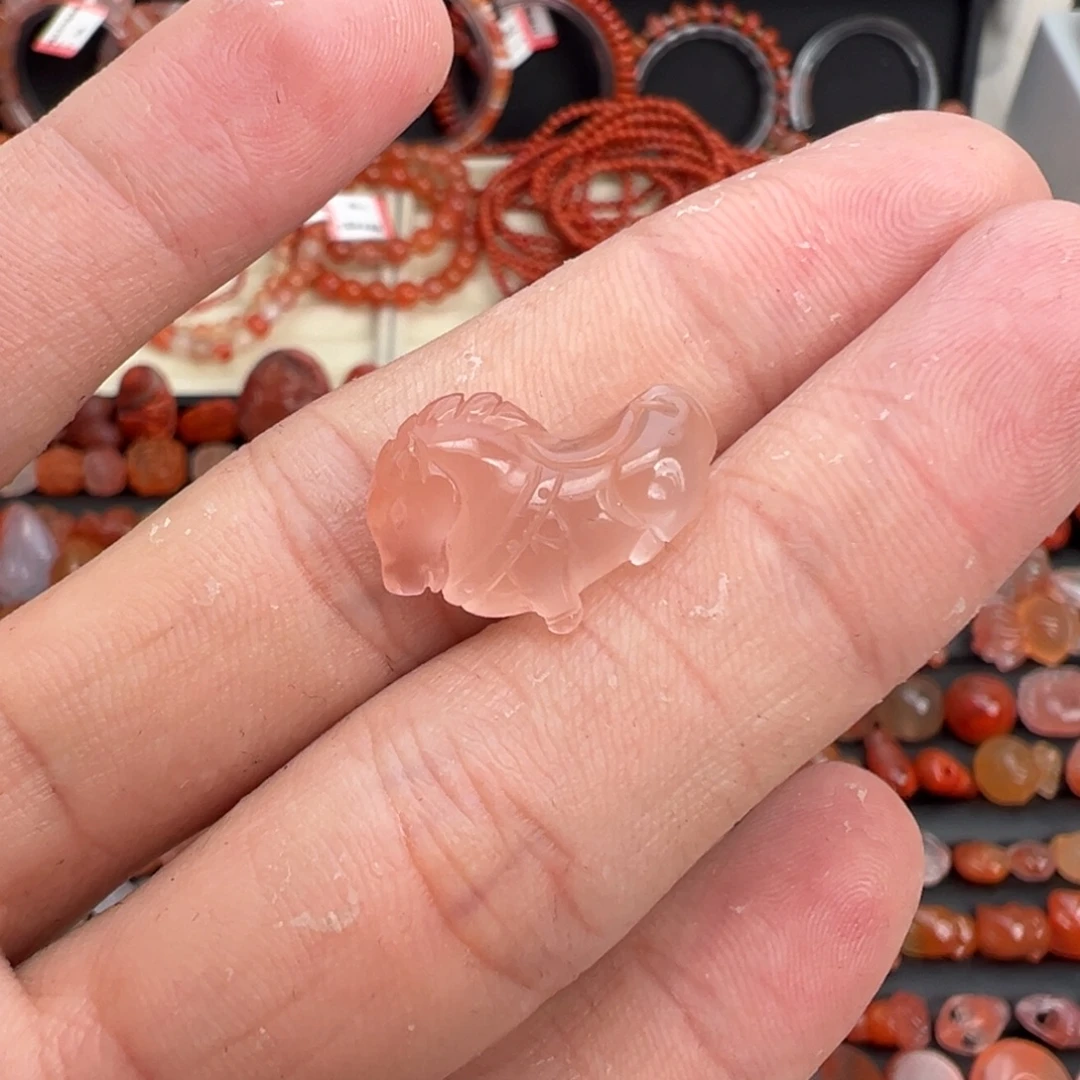 南红玛瑙未镶嵌颈饰