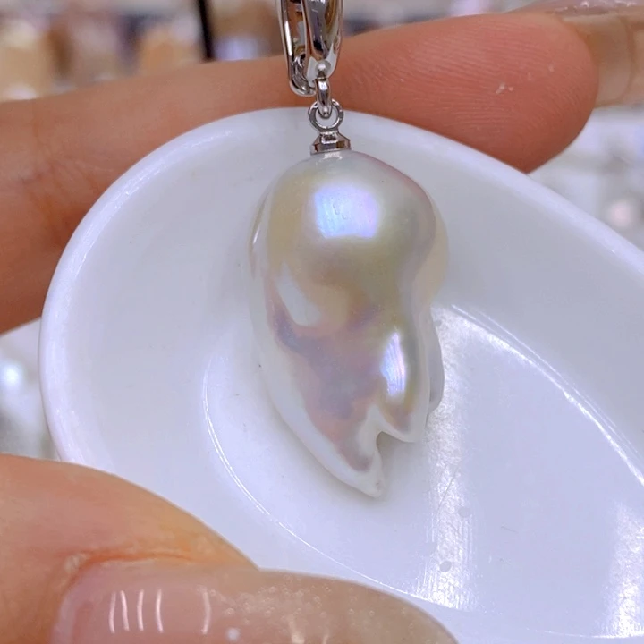 未镶嵌淡水珍珠吊坠(赠链)