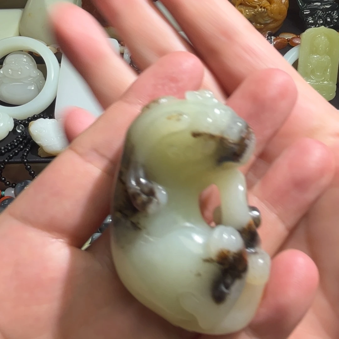 未镶嵌和田玉把件