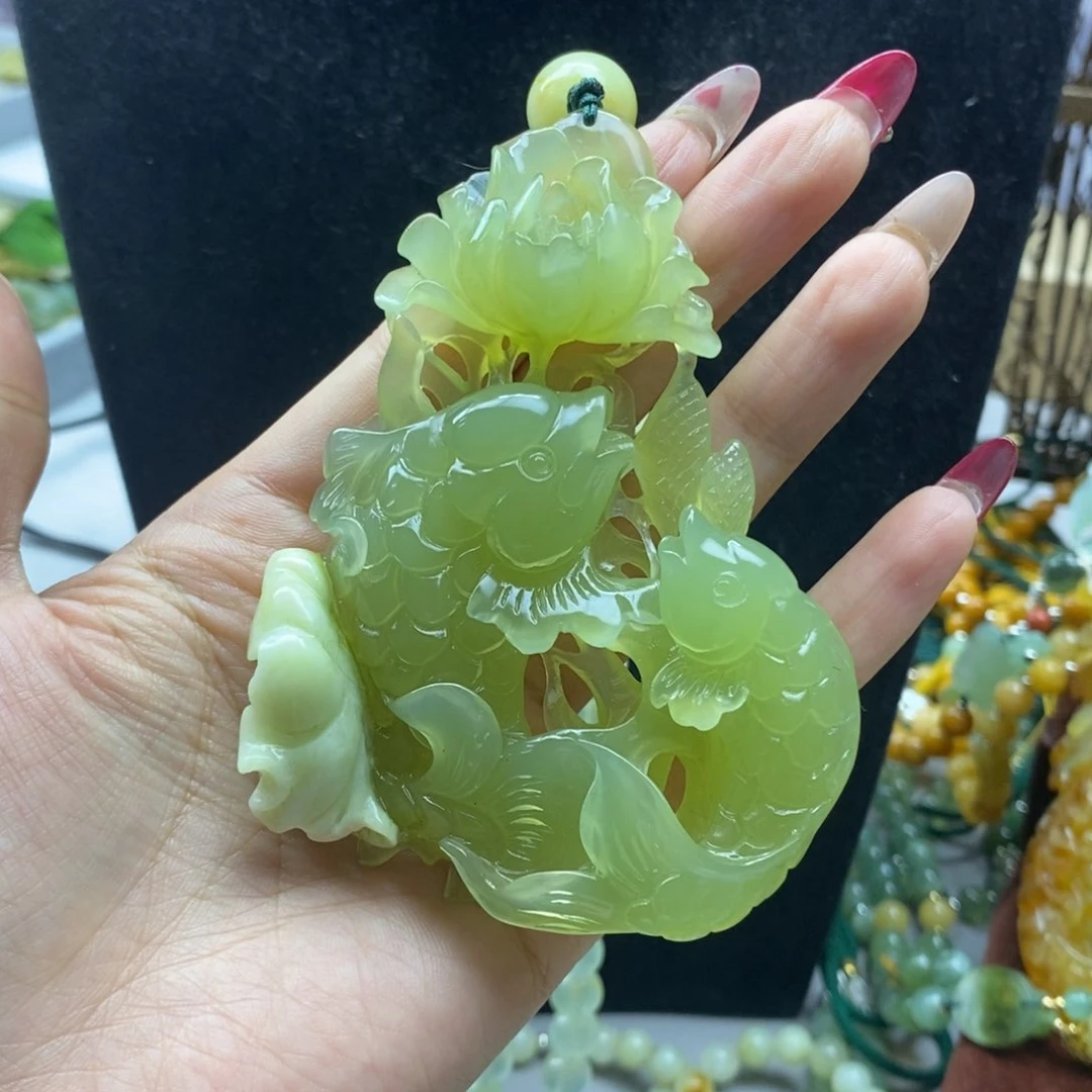 蛇纹石玉颈饰未镶嵌c**m