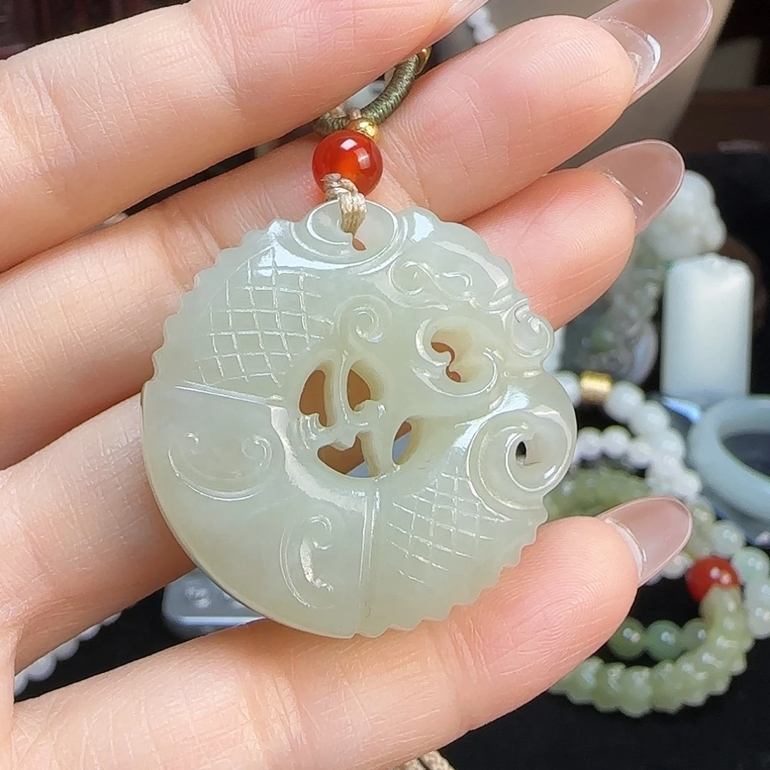 和田玉未镶嵌颈饰定制发货