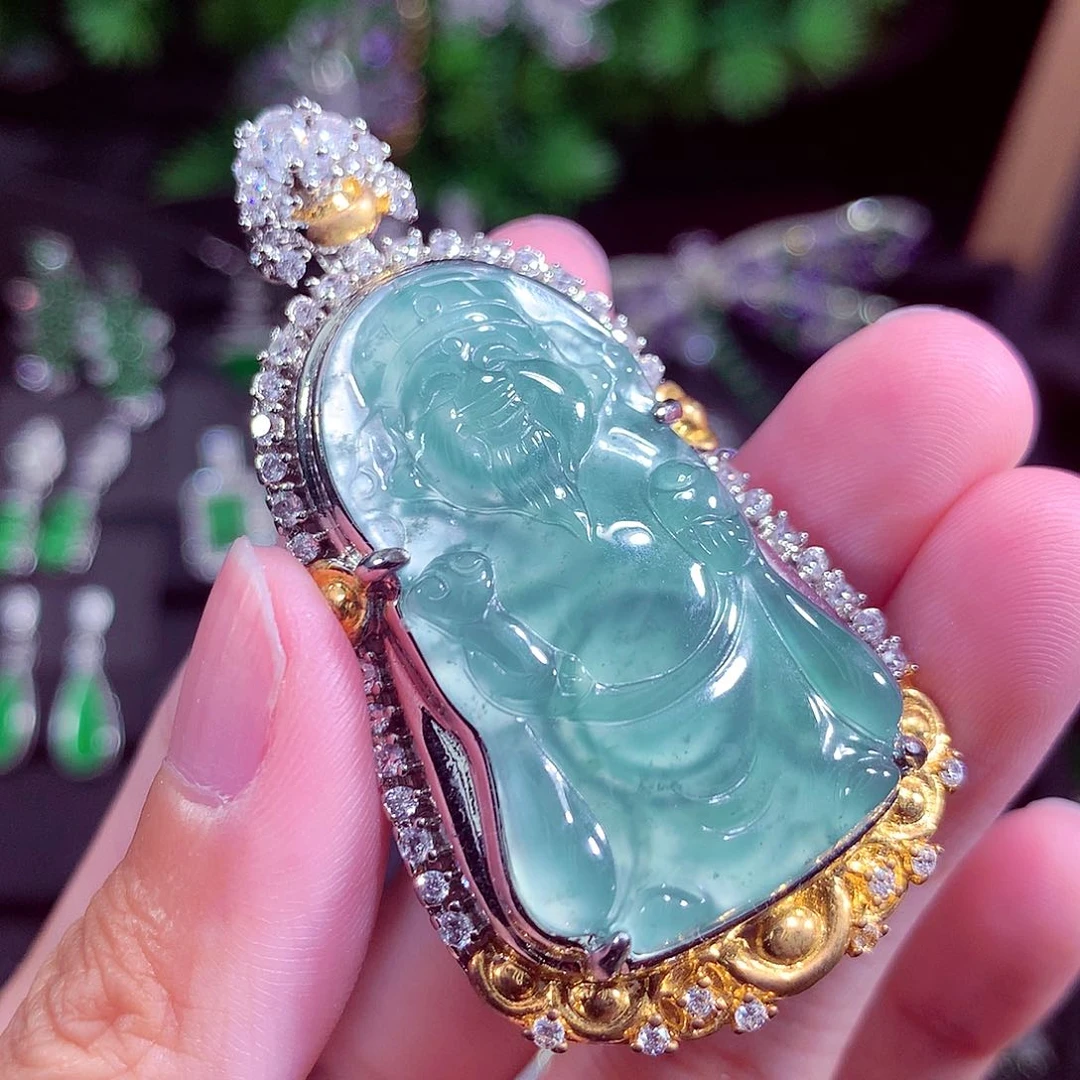 颈饰未镶嵌翡翠天然