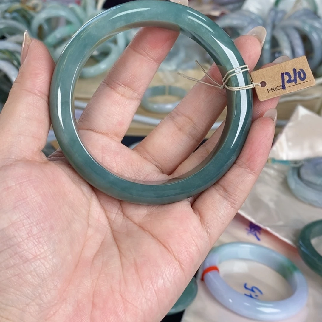 未镶嵌手镯翡翠翡翠手镯
