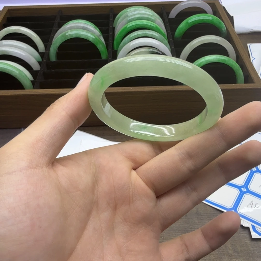 未镶嵌手镯翡翠A18