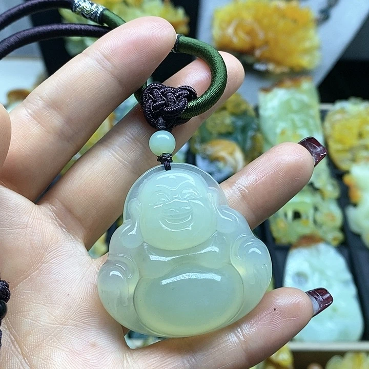 蛇纹石玉挂件未镶嵌