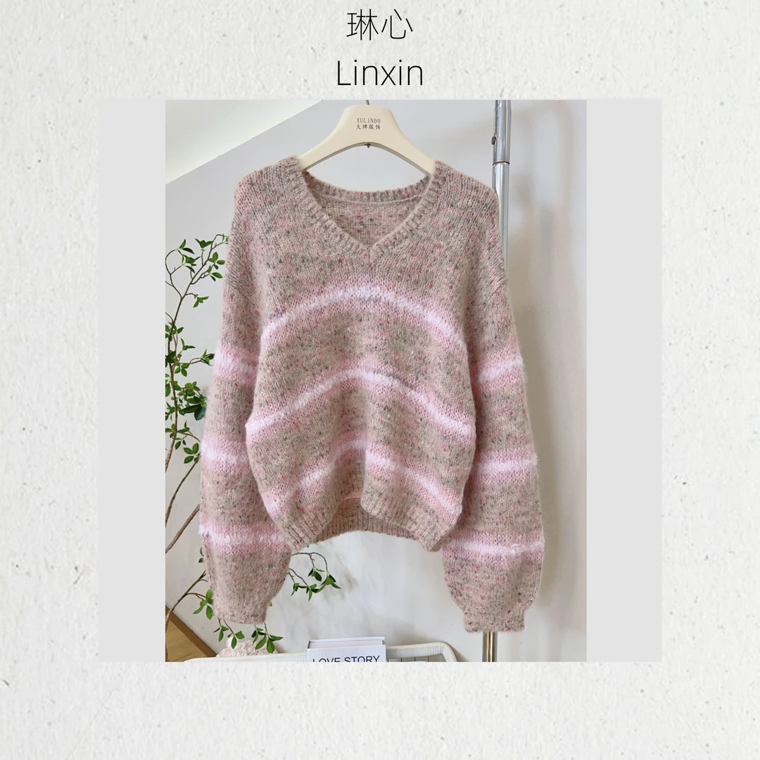 秋冬气质百搭轻奢宽松棕粉条纹套头针织衫0092