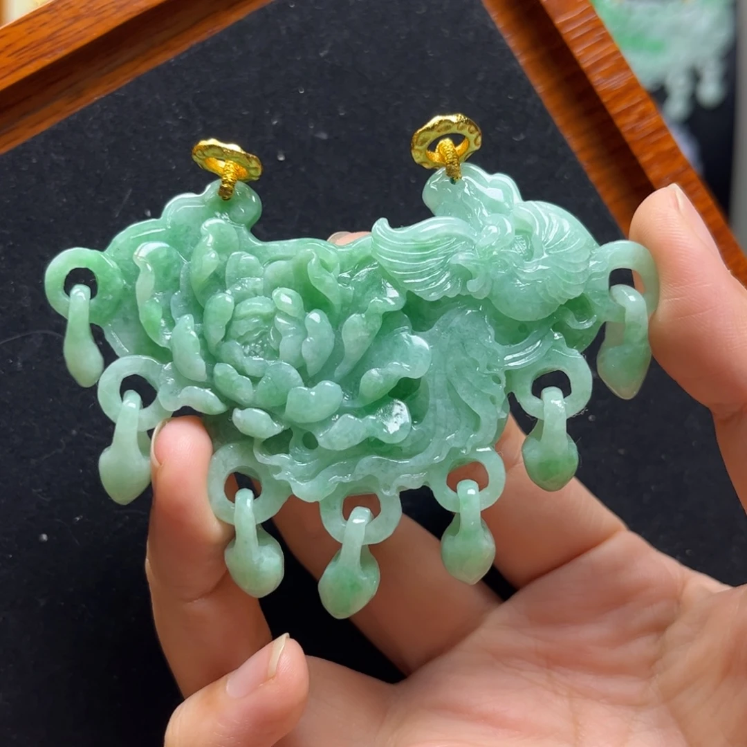 翡翠未镶嵌颈饰满绿凤凰重工