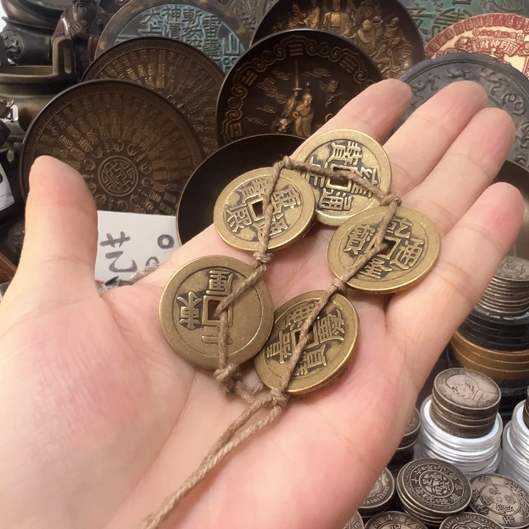 金属复古风格摆件