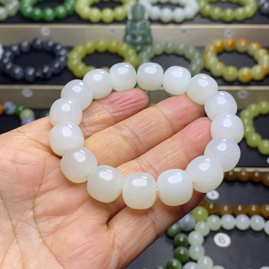 和田玉未镶嵌手串