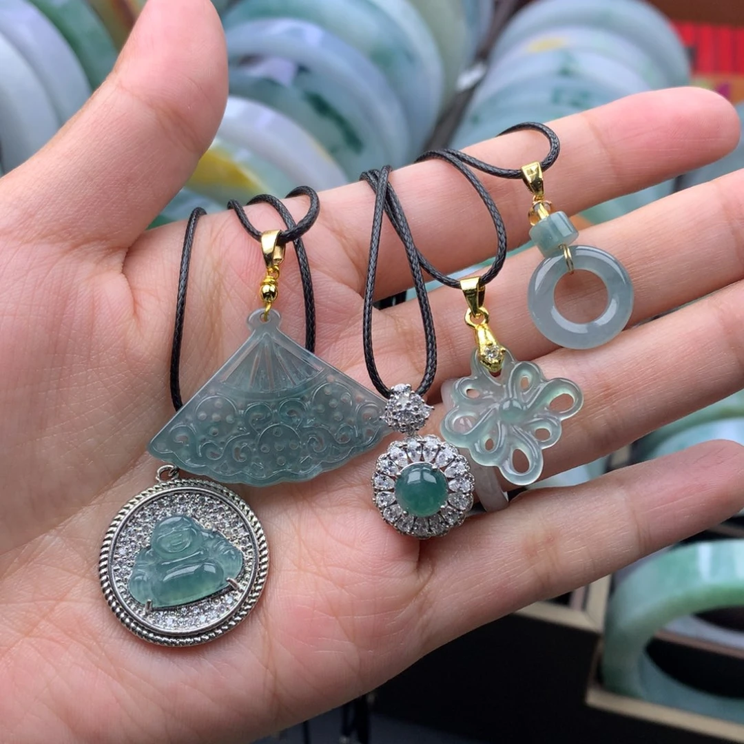 颈饰未镶嵌翡翠多样性发一件