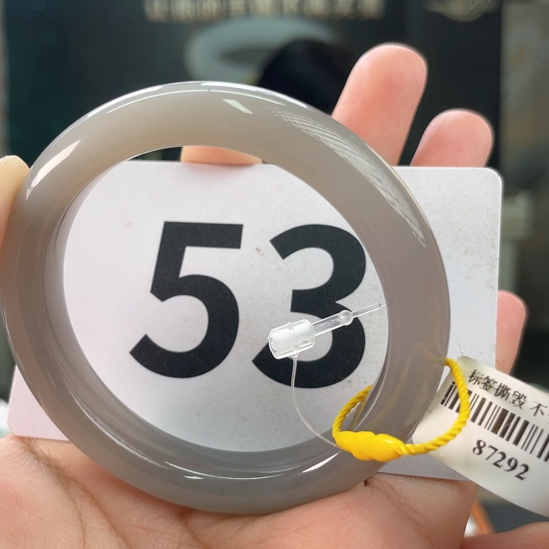 和田玉手镯未镶嵌微瑕