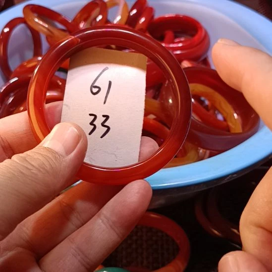 玛瑙/玉髓未镶嵌手镯