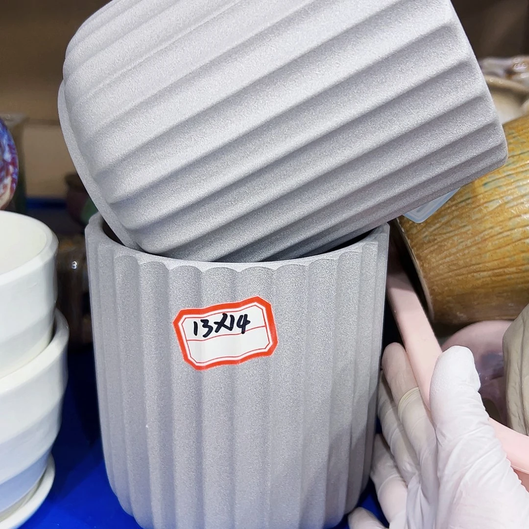 尾单陶瓷花盆凑单10米包邮