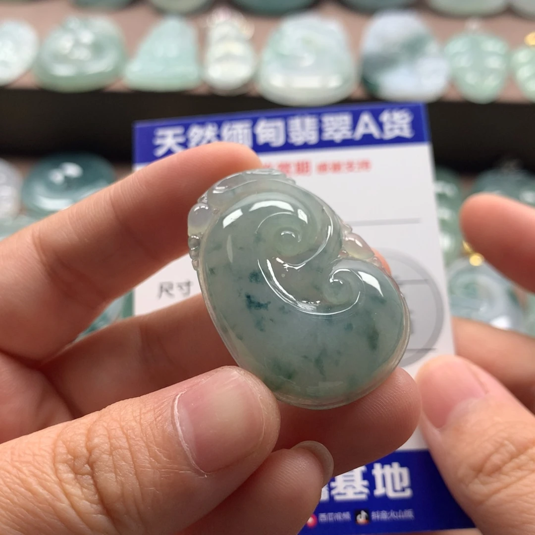 翡翠未镶嵌颈饰天然翡翠