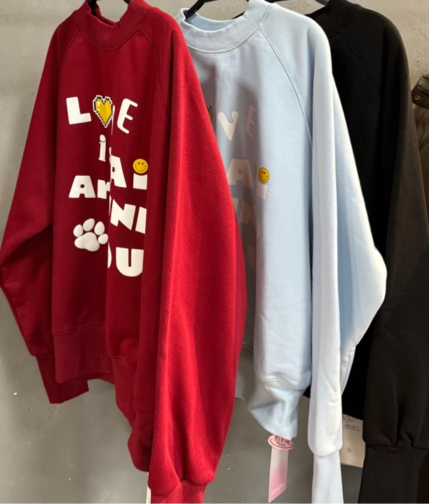 宽松圆领套头卫衣