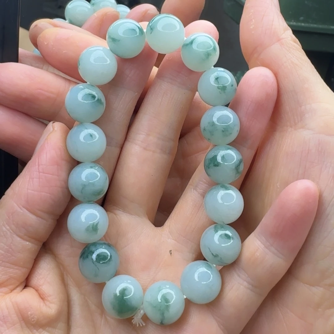 一***业未镶嵌手链翡翠卡12.3左右