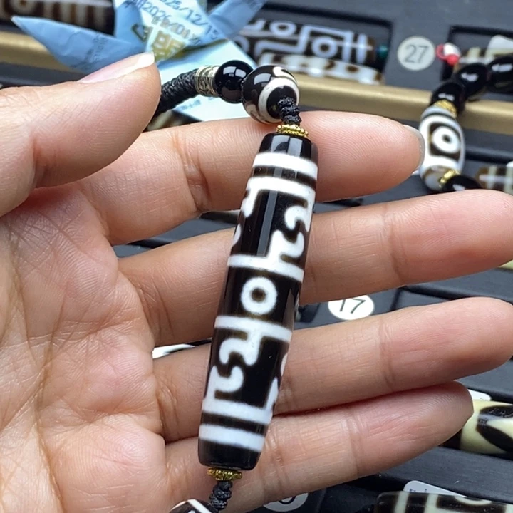 E***龍玛瑙/玉髓（覆膜）未镶嵌颈饰