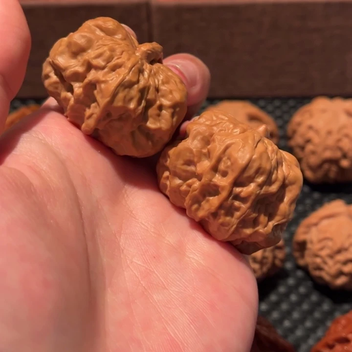 文玩核桃吊坠蛙一根筋