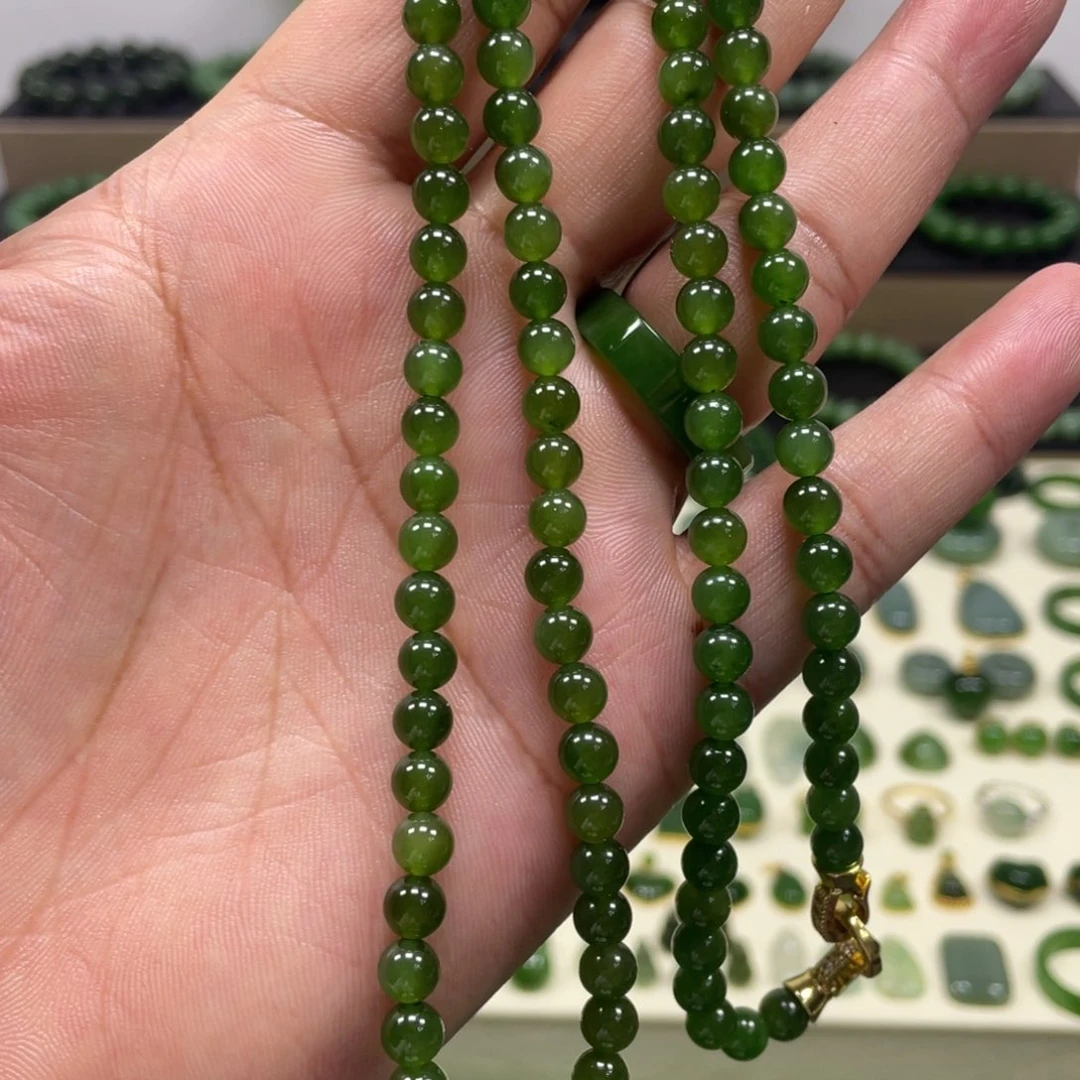 和田玉（碧玉）未镶嵌颈饰