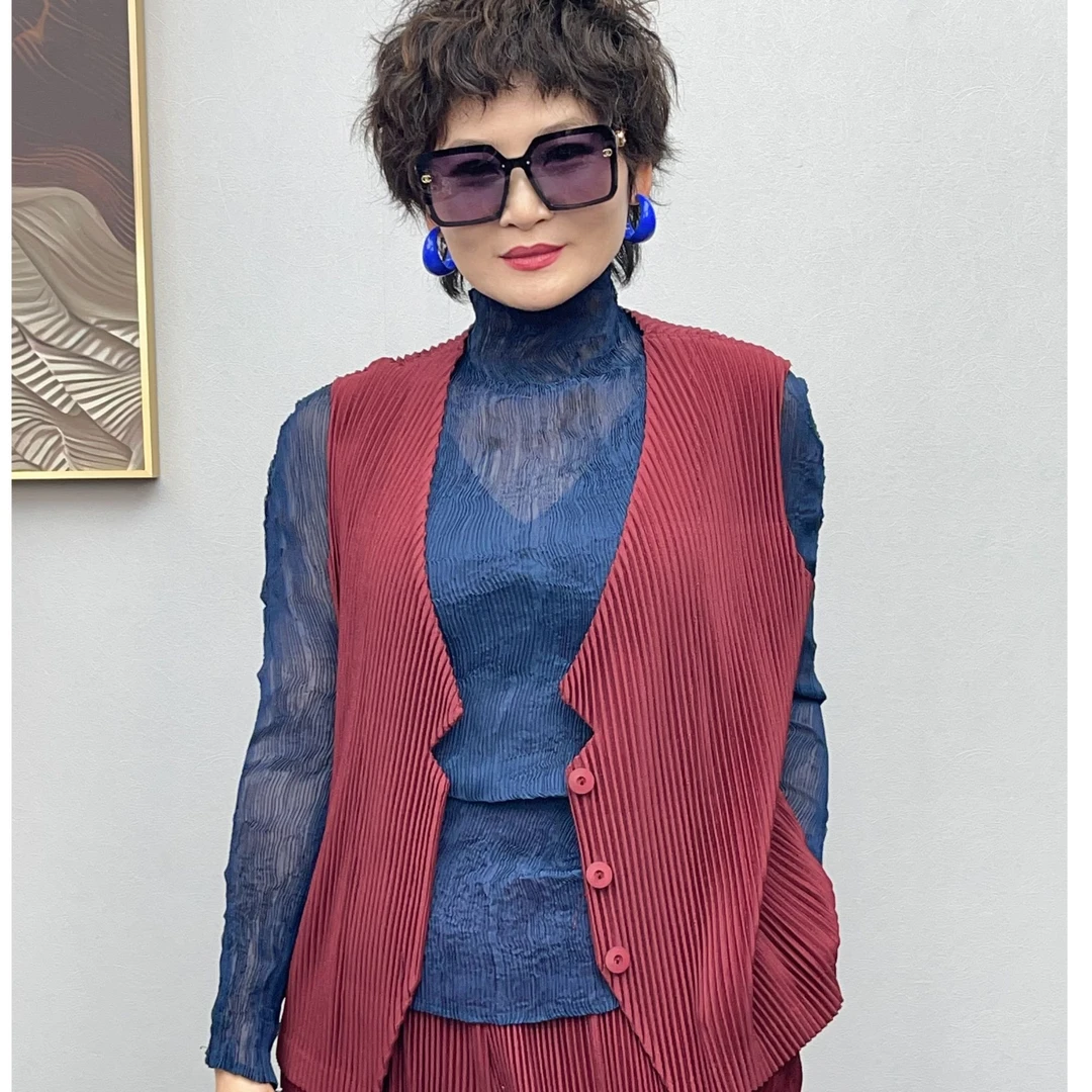 春秋新款三宅马甲复古女装时尚百搭显瘦休闲小背心大码开衫外套