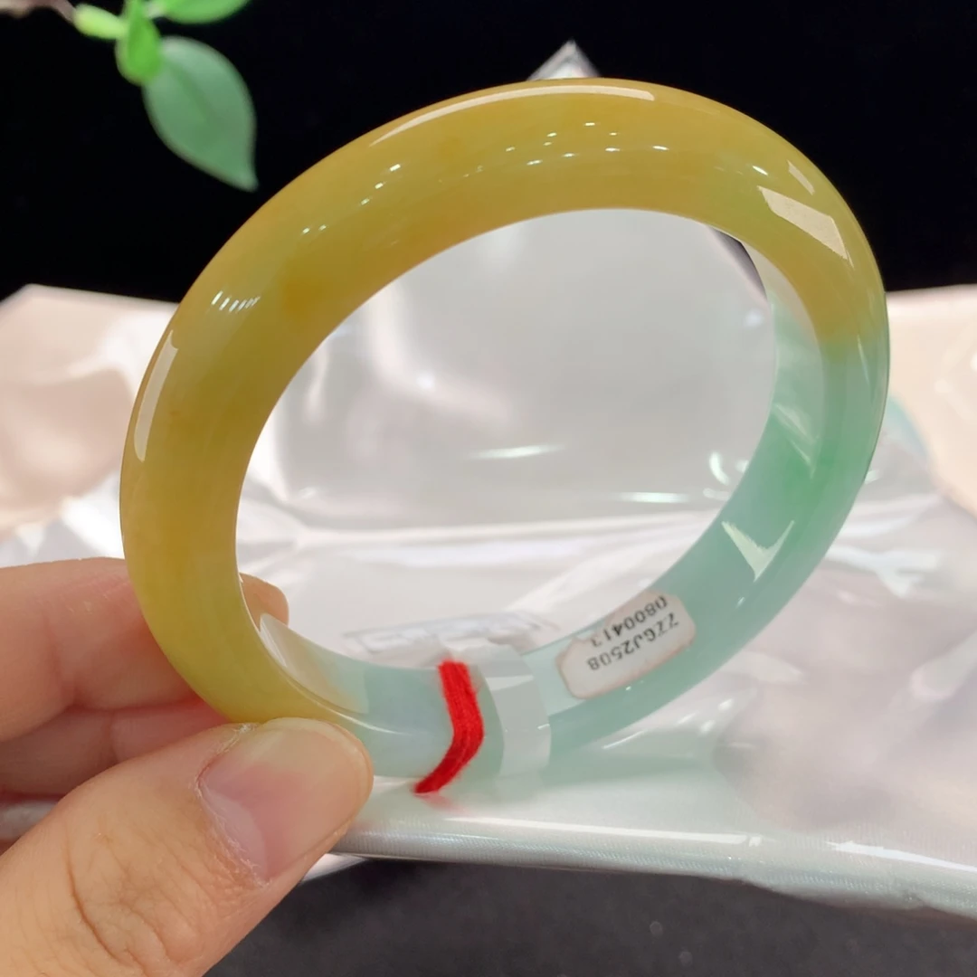 翡翠未镶嵌手镯0413