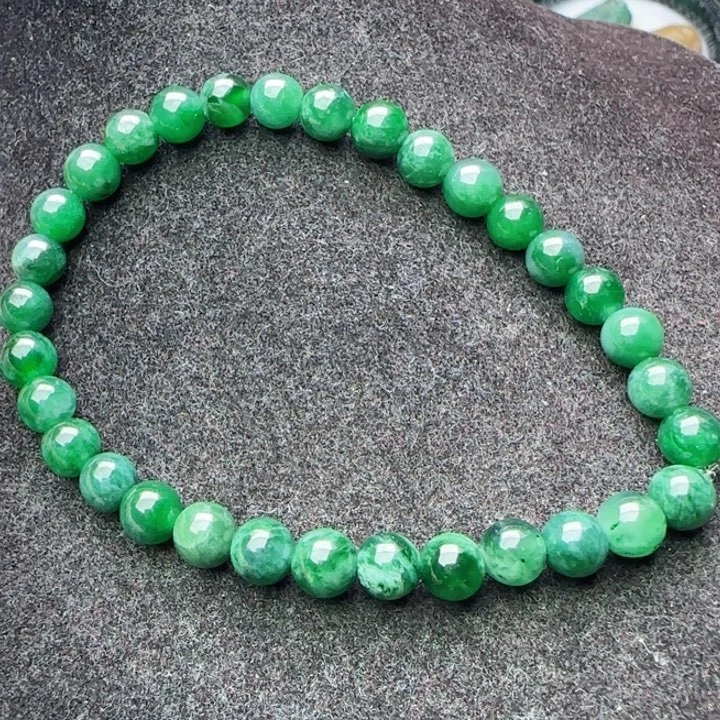 翡翠未镶嵌颈饰天然A货45