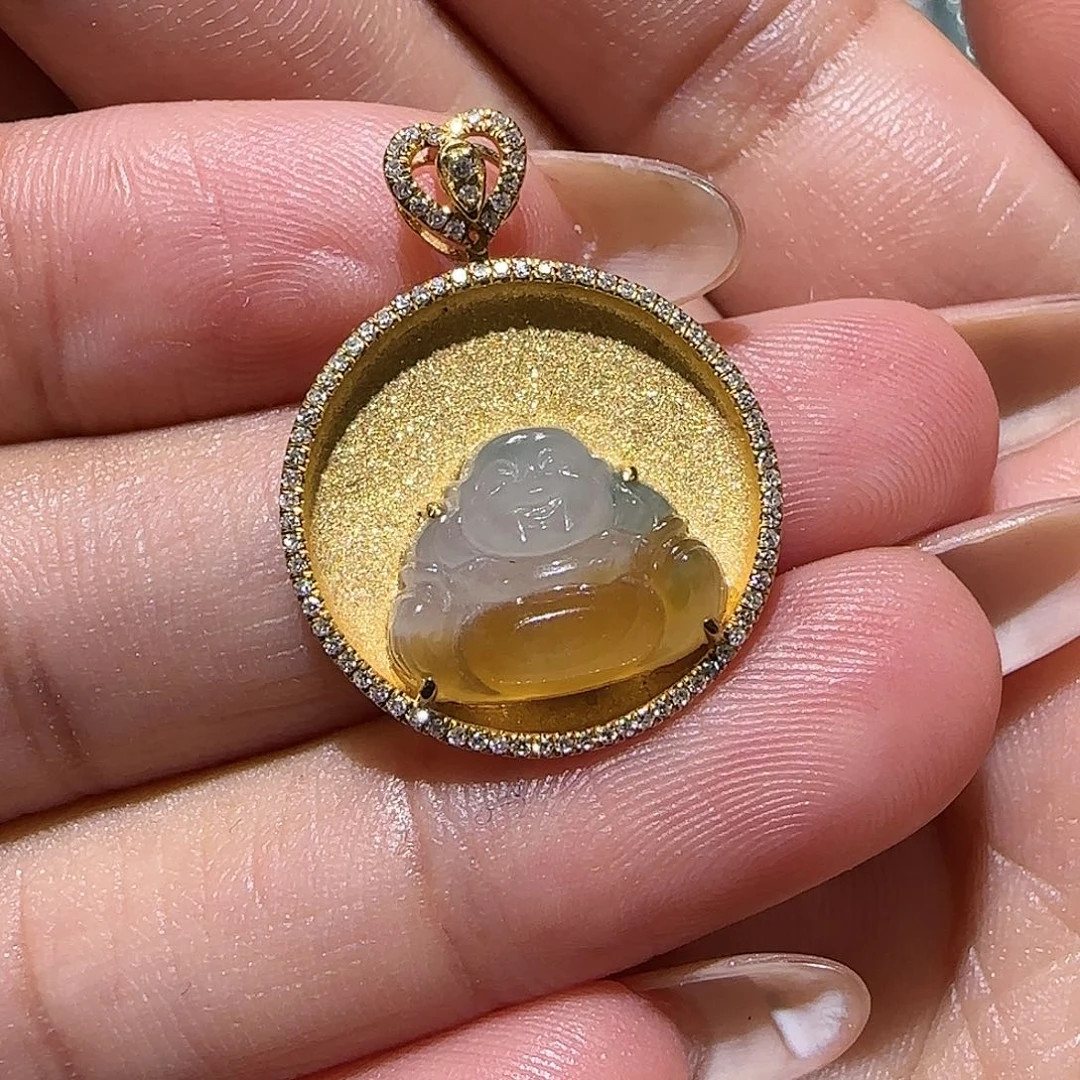 【闪购商品】颈饰18K金镶嵌翡翠天然