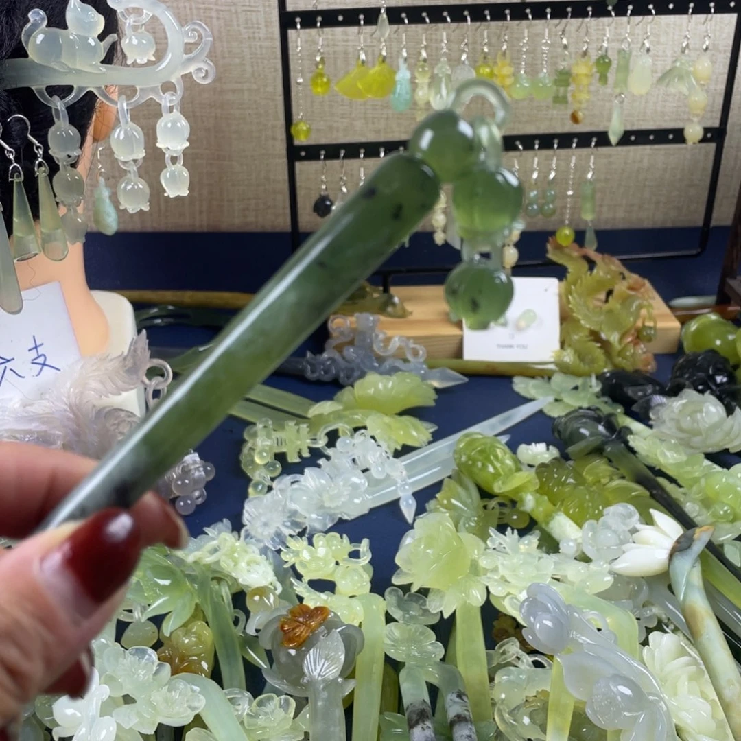 蛇纹石玉未镶嵌发饰